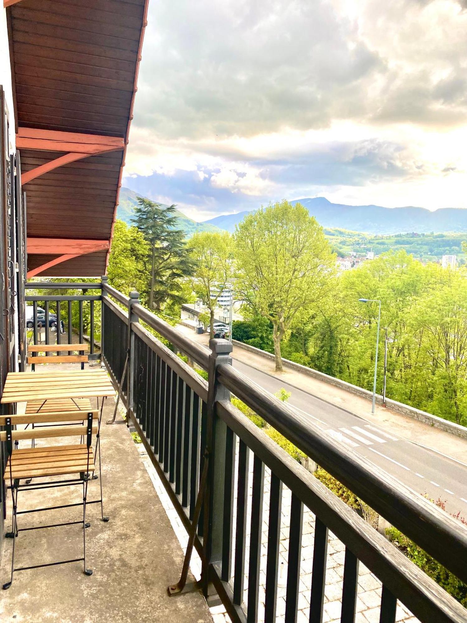 Apartamento Les Balcons De Chambéry Habitación foto