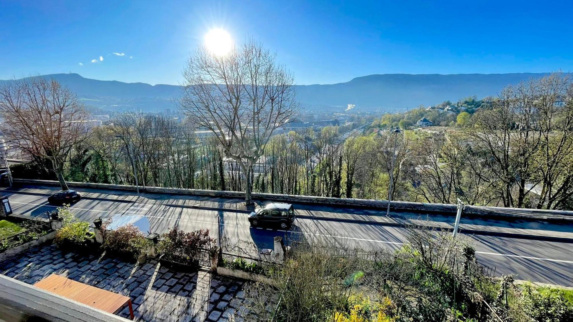 Apartamento Les Balcons De Chambéry Exterior foto